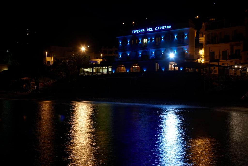 Taverna Del Capitano Marina del Cantone Экстерьер фото
