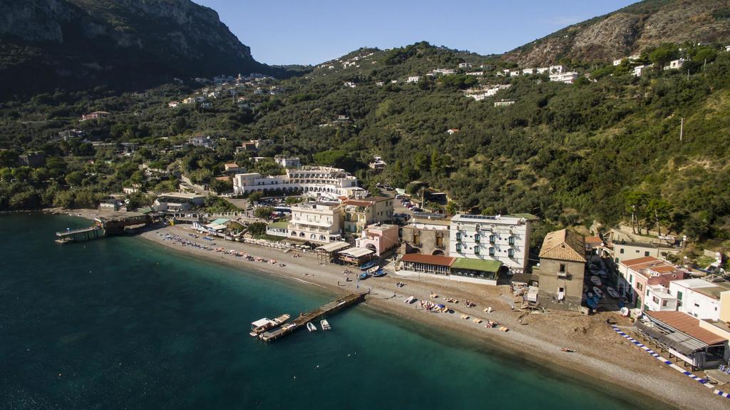 Taverna Del Capitano Marina del Cantone Экстерьер фото